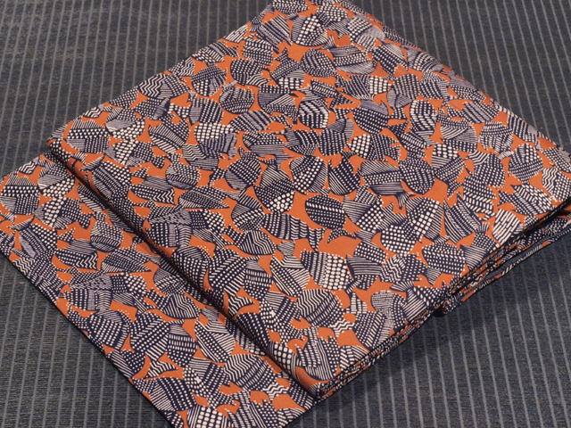 帯のアトリエ花邑 hanamura 銀座 「魚に幾何学文様 型染め 名古屋帯」