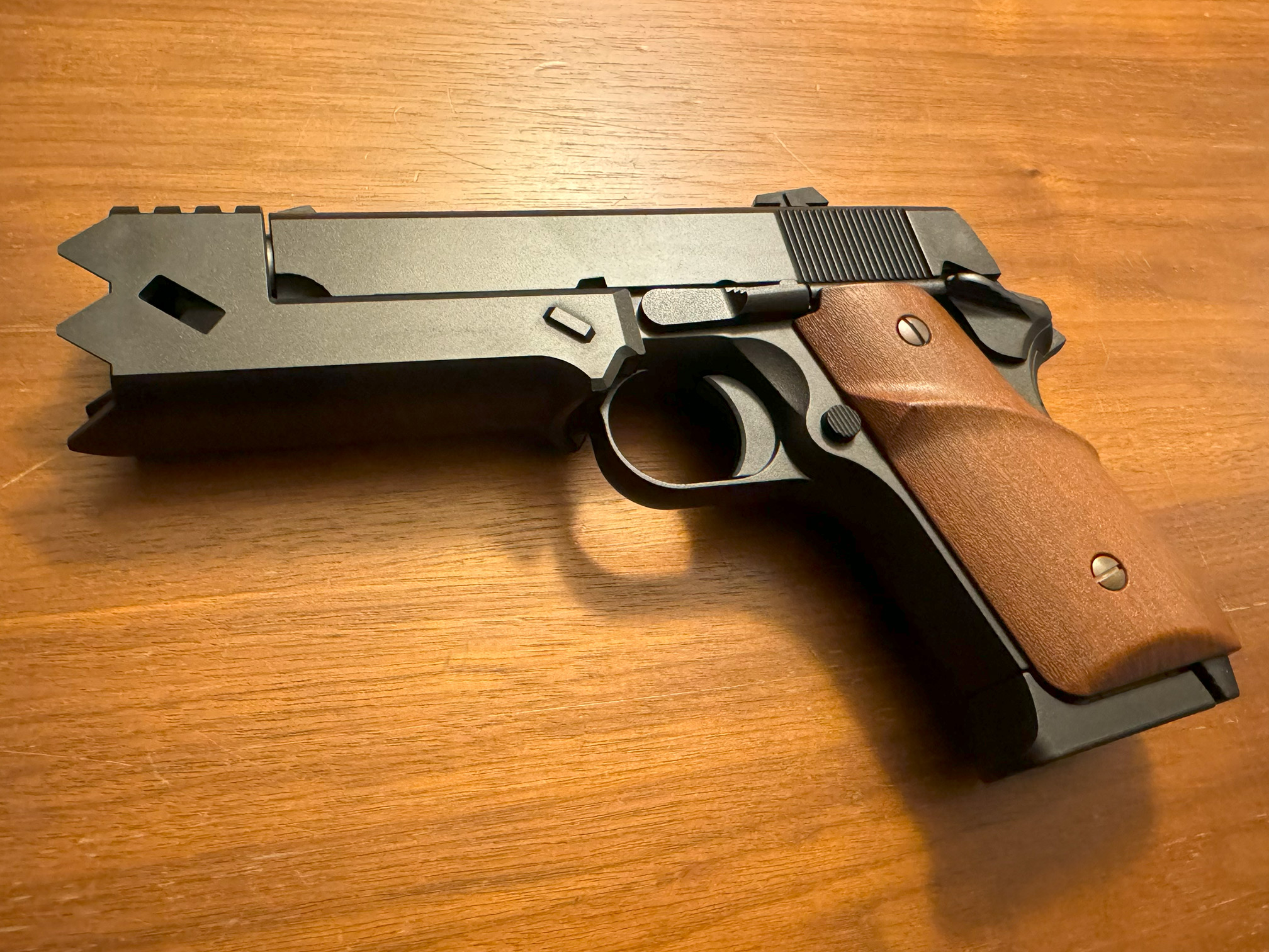 東京マルイ × アニメ「リコリス・リコイル」のコラボ「千束の銃