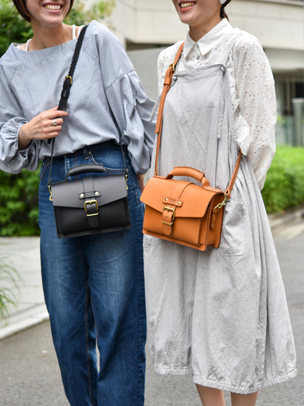 クラシックデザインでメンズレディース問わずにおすすめの2wayミニ