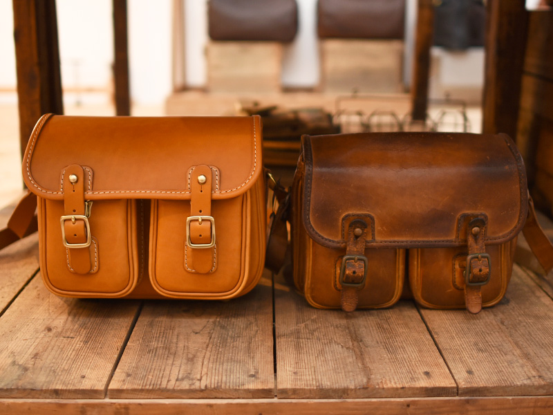 作り手も長年愛用したハードレザーのギボシ留めショルダー / 革鞄の