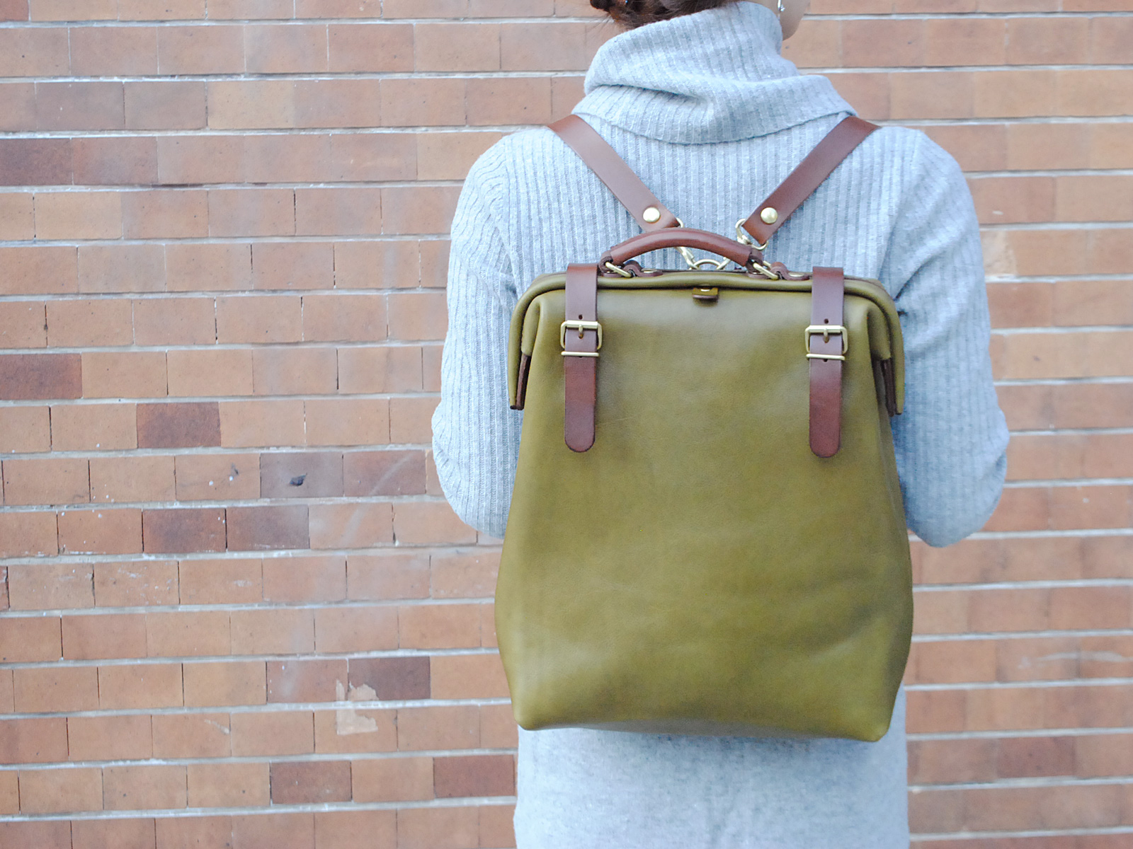 ツートンカラーのバッグを作りました。大阪店｜革鞄・革小物のHERZ公式通販