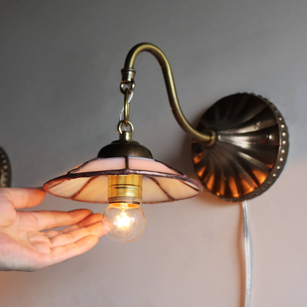 USAヴィンテージミルクガラスウェアリメイクウォールランプ｜壁掛け