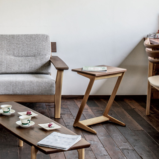 飛騨の家具 サイドテーブル l Sign(サイン) l 株式会社イバタ