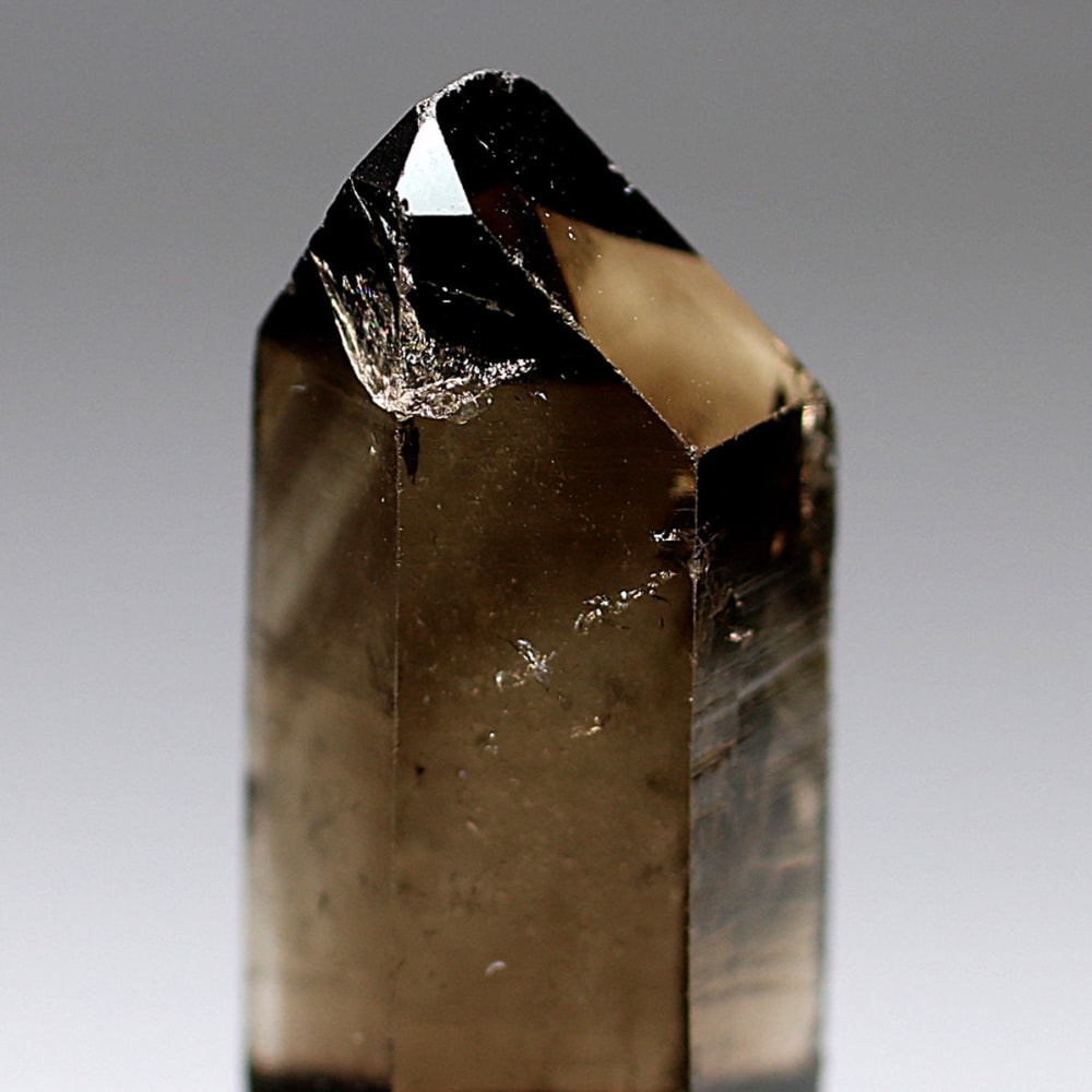 ネパール/ガウリシャンカール産ヒマラヤスモーキークォーツ原石