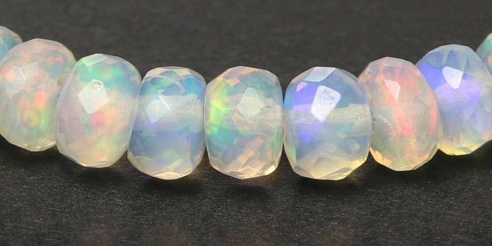 トップクォリティ]エチオピアオパールボタンカットブレスレット（約5.5