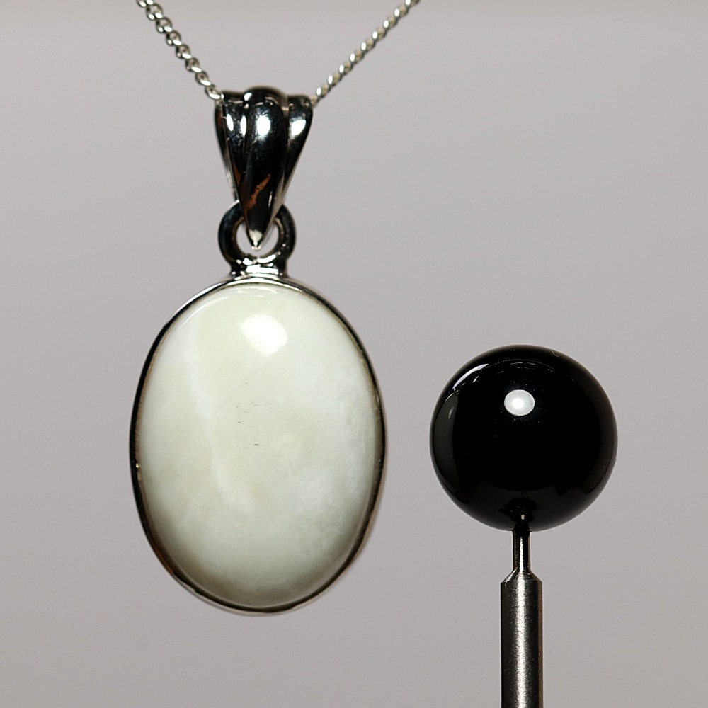 糸魚川産]天然翡翠ペンダントトップ（シルバー925・着色もワックス処理