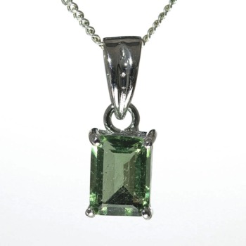 トップクォリティ]天然モルダバイトペンダントトップ（シルバー925