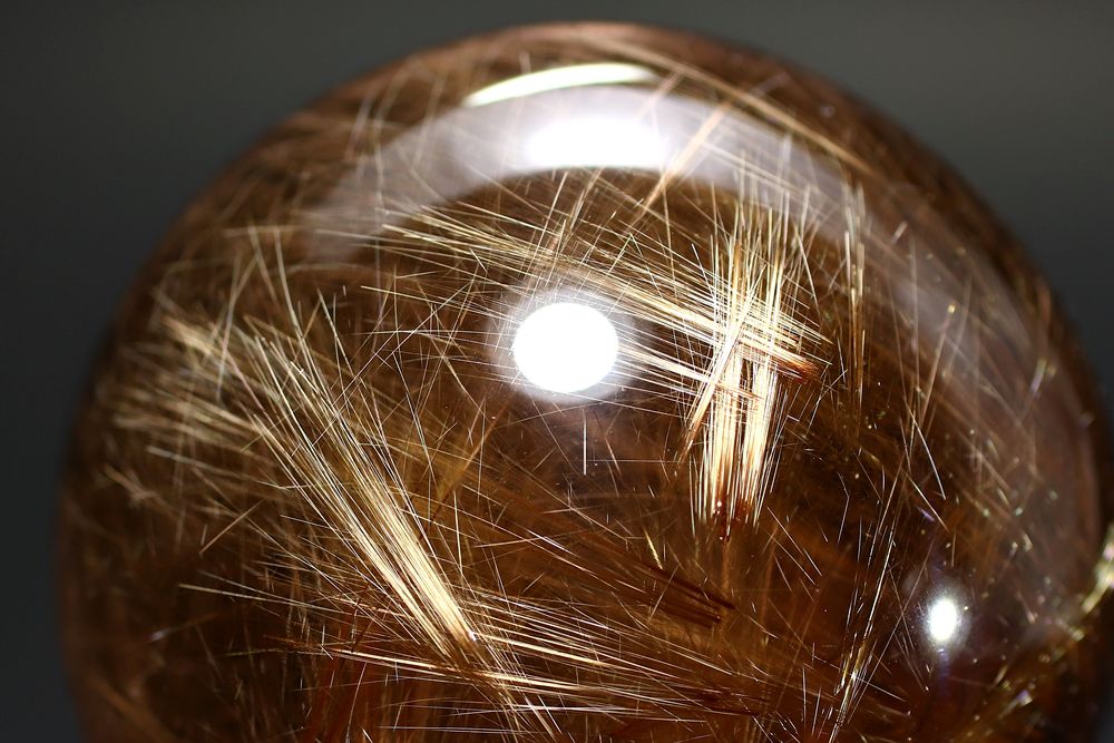 高品質]ブラジル産ゴールドルチルクォーツ丸玉/スフィア（球体直径51.5