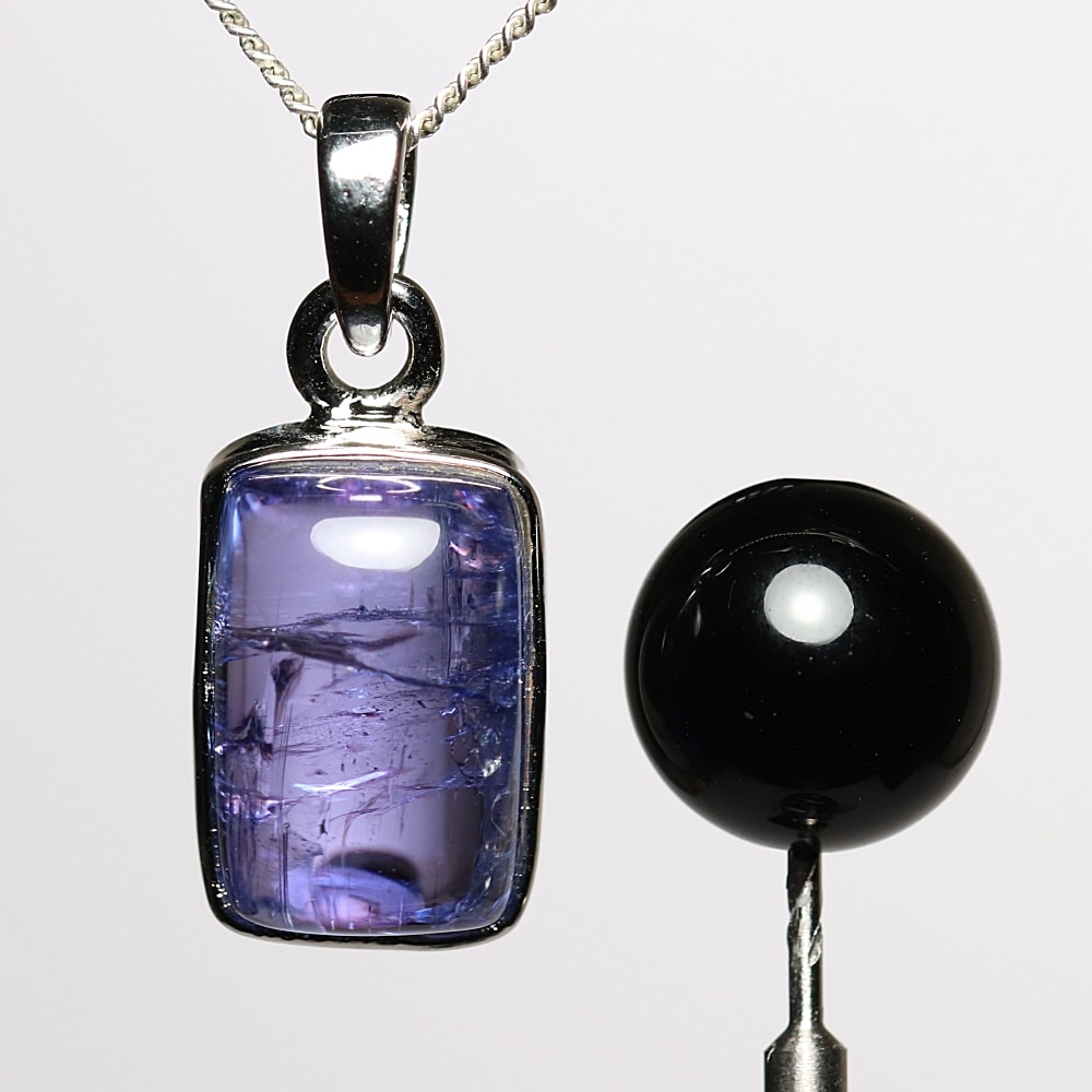 トップクォリティ] 宝石質タンザナイトペンダントトップ（シルバー925