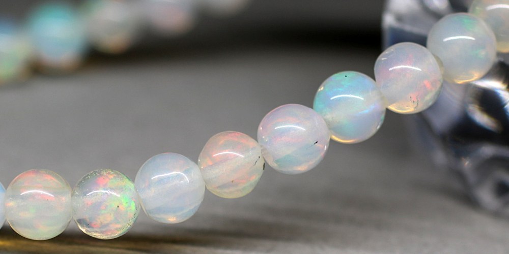 高品質]エチオピアオパールブレスレット（約6mm玉） - 埼玉県吉川市の