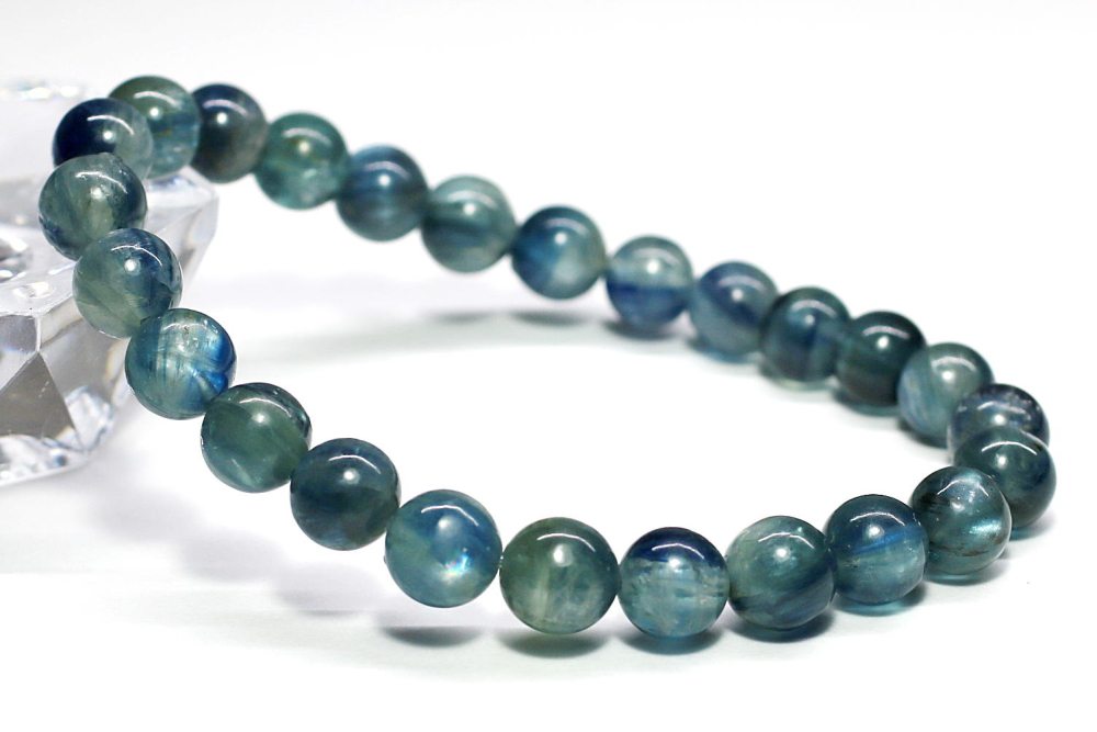 高品質・タンザニア産]カイヤナイトブレスレット（約7mm玉・グリーン
