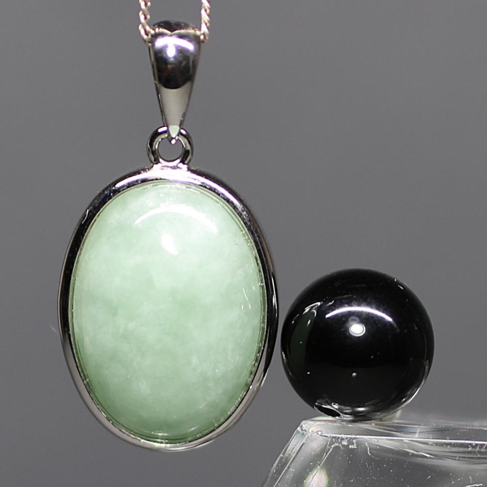 ミャンマー産] 天然翡翠ペンダントトップ（シルバー925） - 埼玉県吉川