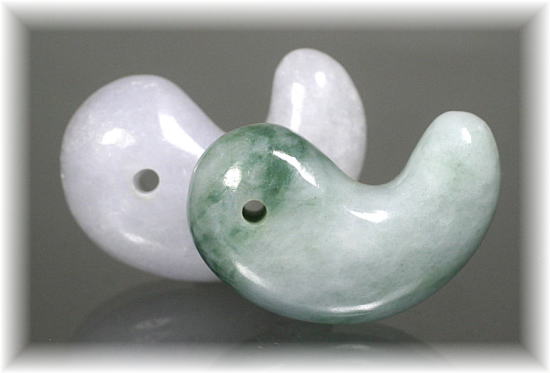 ミャンマー産]天然ヒスイ（翡翠）勾玉 - 埼玉県吉川市の天然石専門店