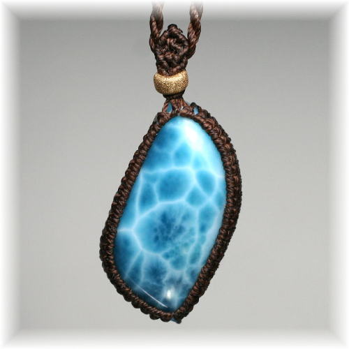 最高品質]ラリマー編み込みペンダント（マクラメ・紐付き） - 埼玉県