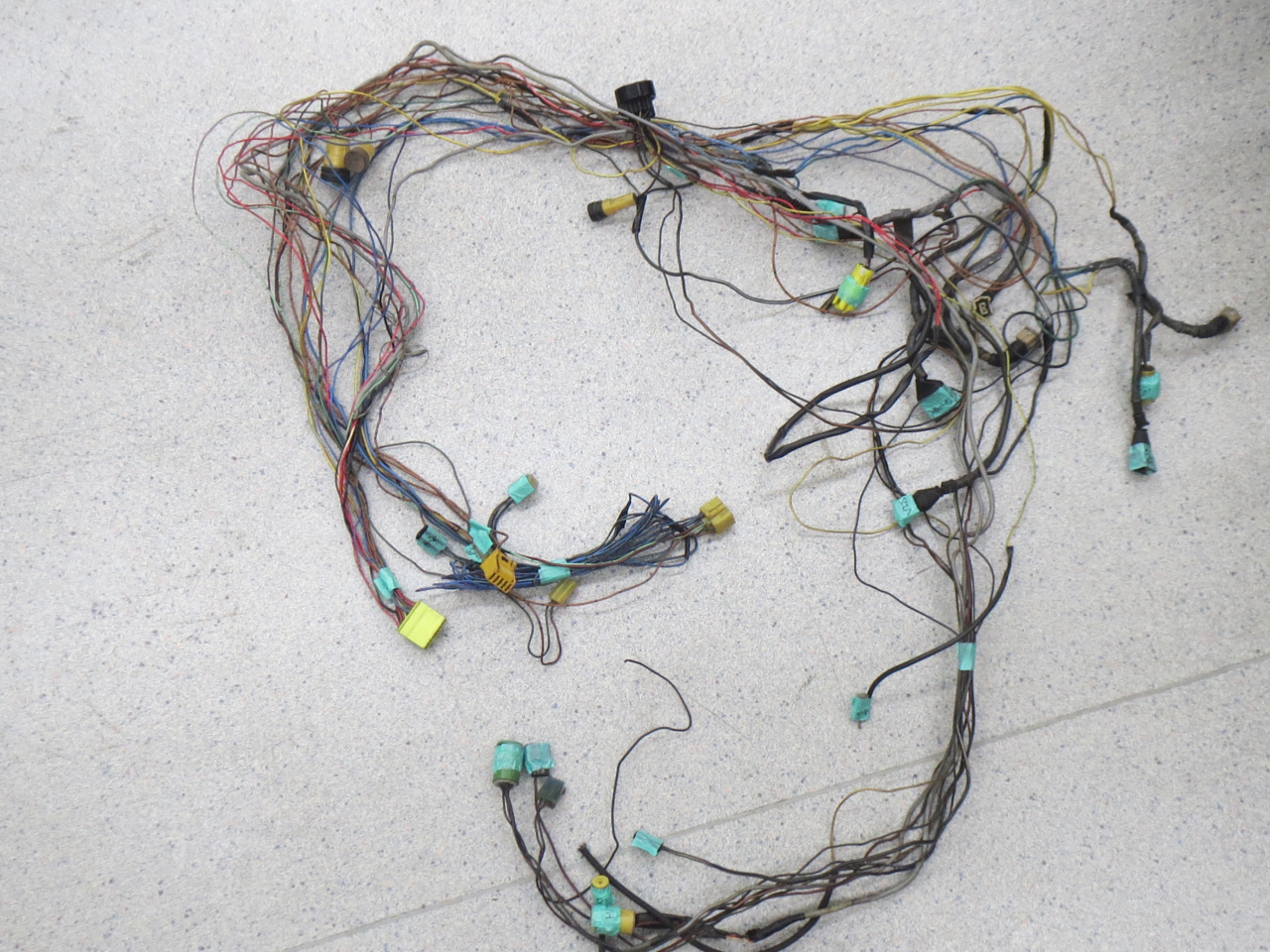 AE86 エンジンハーネス製作 | のだっち部長の部屋 | 株式会社