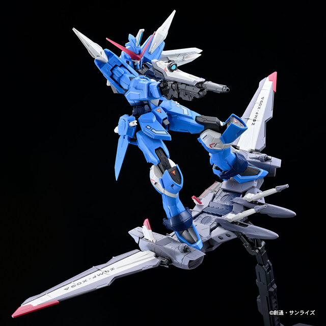 ネオンブルーの「HG エアリアル」、リアルタイプカラーの「MG