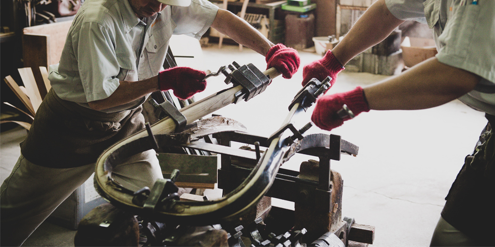 秋田木工 ダイニングチェア「No.0808」ナラ材 白木塗装 PVCIV2