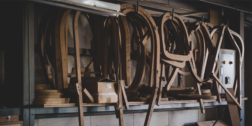 秋田木工 ダイニングチェア「500EB」ブナ材クールグレー色 | 【公式