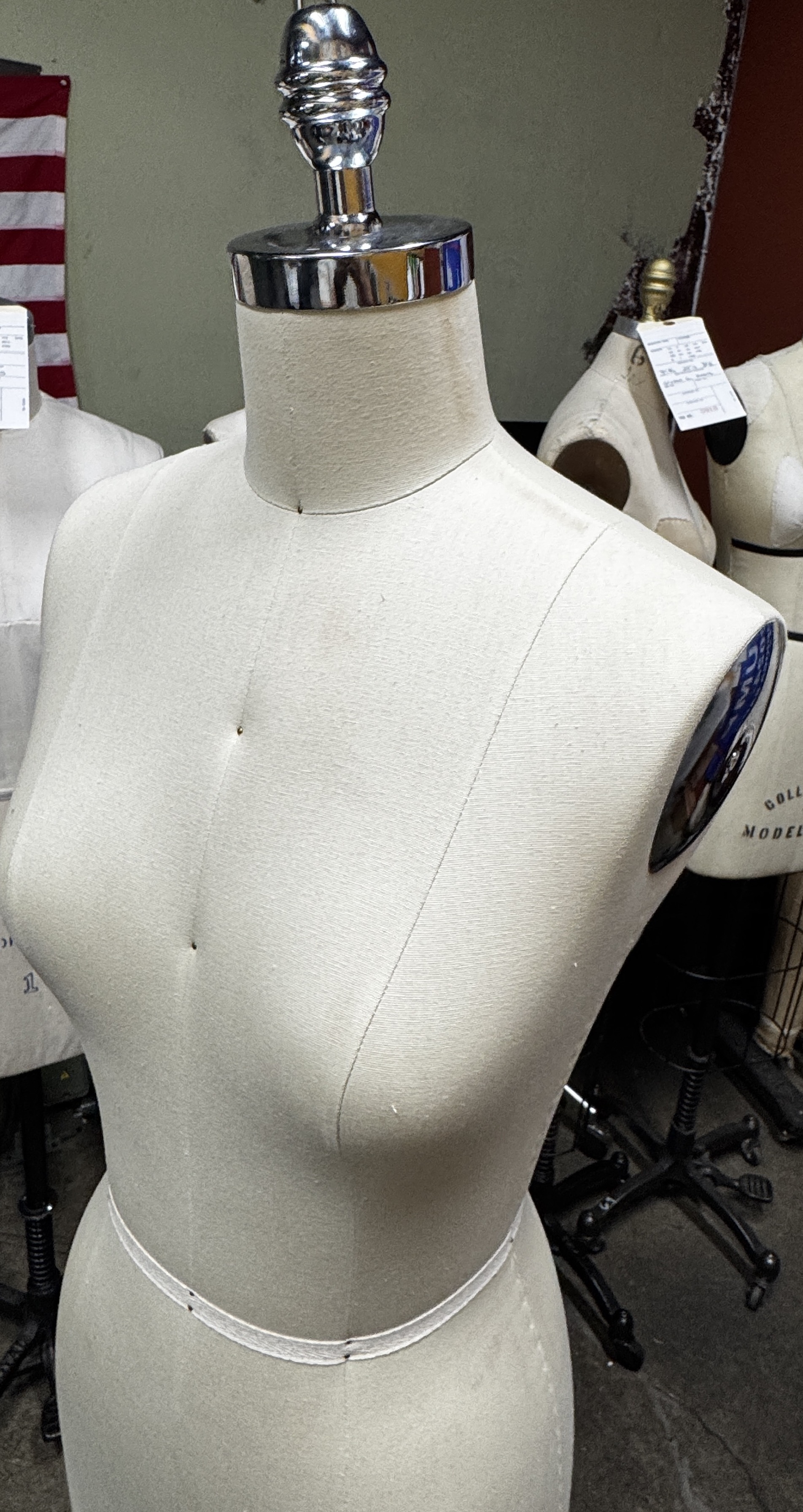 Professional Female Missy Dress Form – Size 8, Adjustable