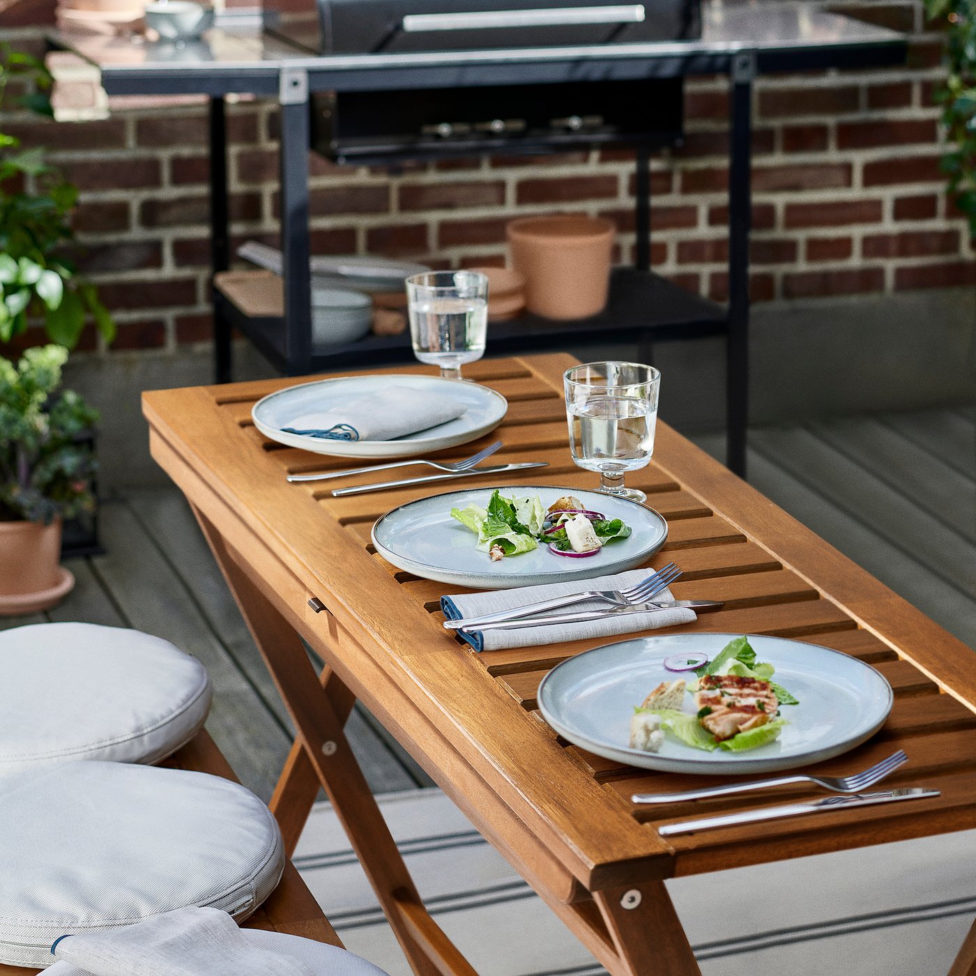 IKEA エップラロー ÄPPLARÖ ガーデンテーブル 屋外 折りたたみ 木製