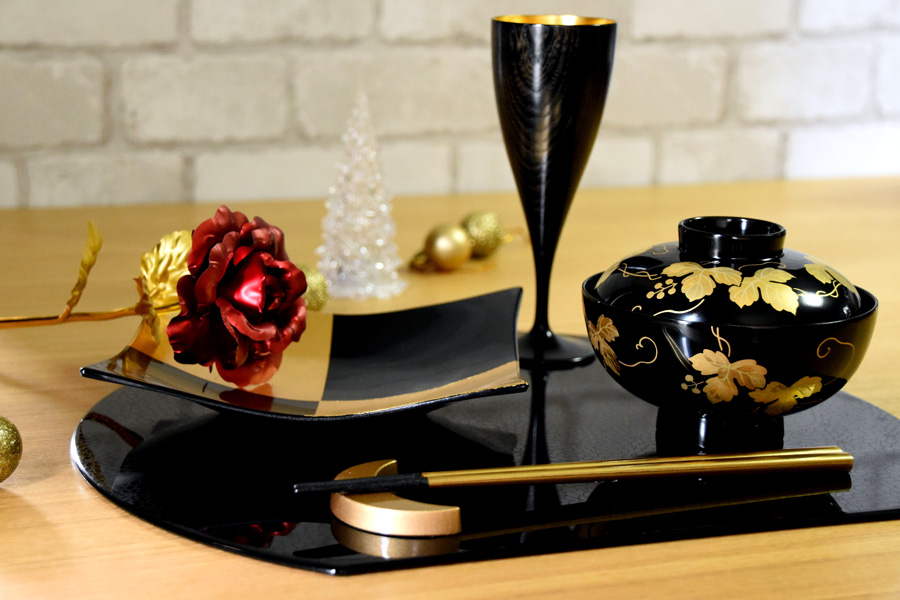 吸物椀 箔つた蒔絵 黒 漆塗り 12-00505 漆器の井助