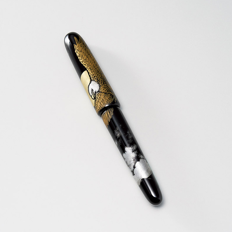 万年筆 丸型 黒 沈金 木箱入り 木製 漆塗り 漆器の井助