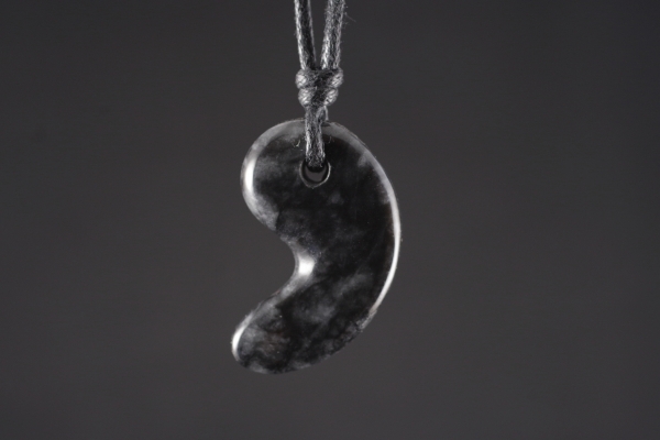 糸魚川翡翠ペンダントトップ販売 名取貴石 天然石・国産原石の専門店