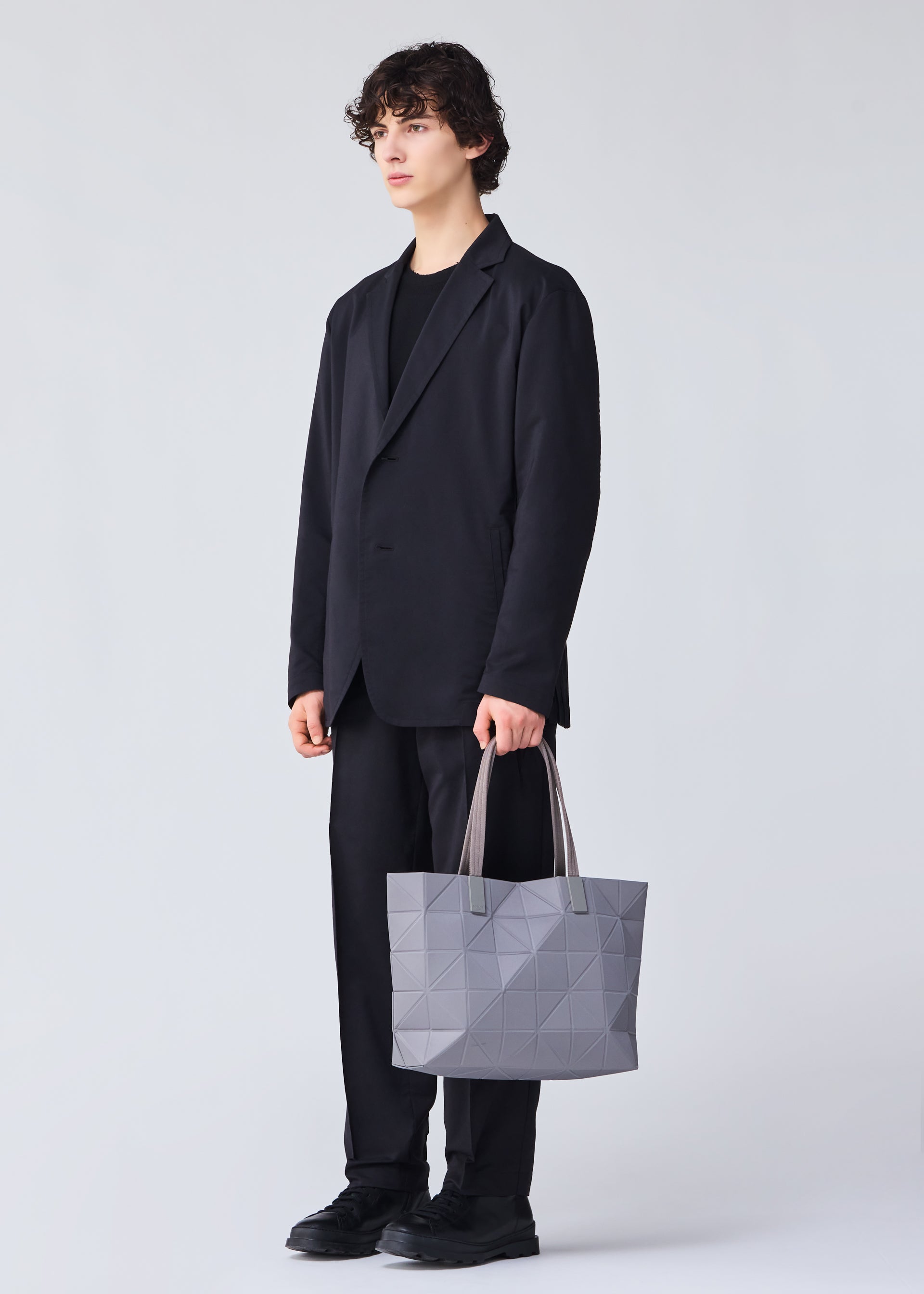 TRACK – isseymiyake.com