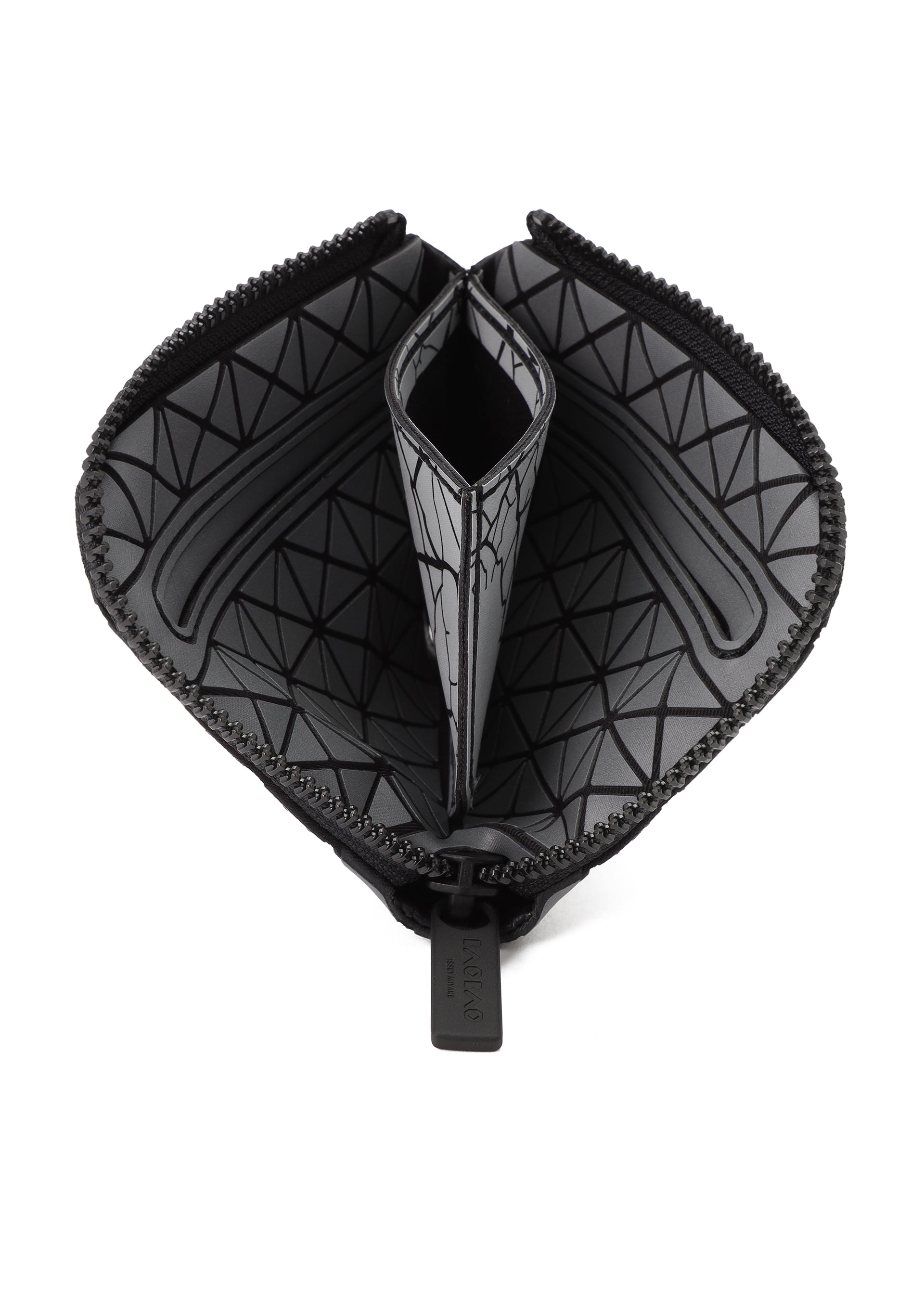 CLAM WALLET AUTOBAHN – isseymiyake.com