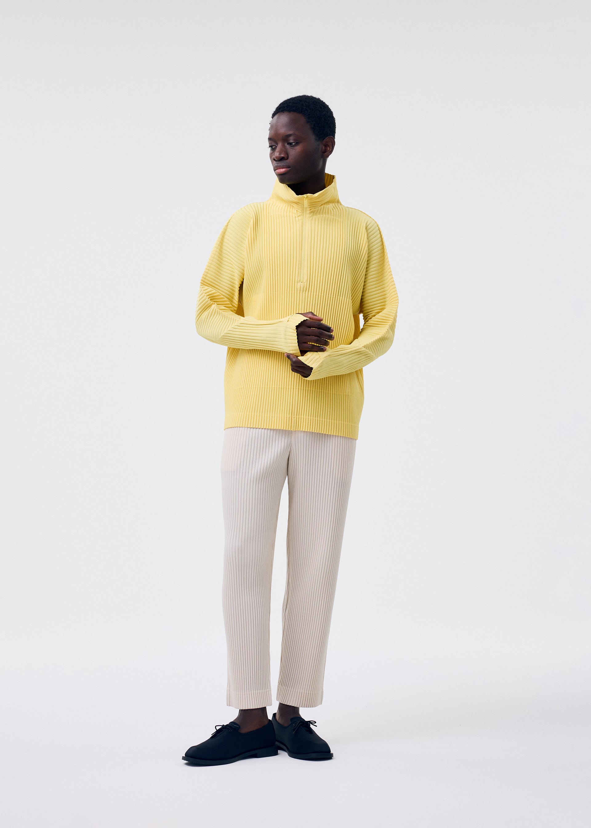 MONTHLY COLORS : MARCH – isseymiyake.com