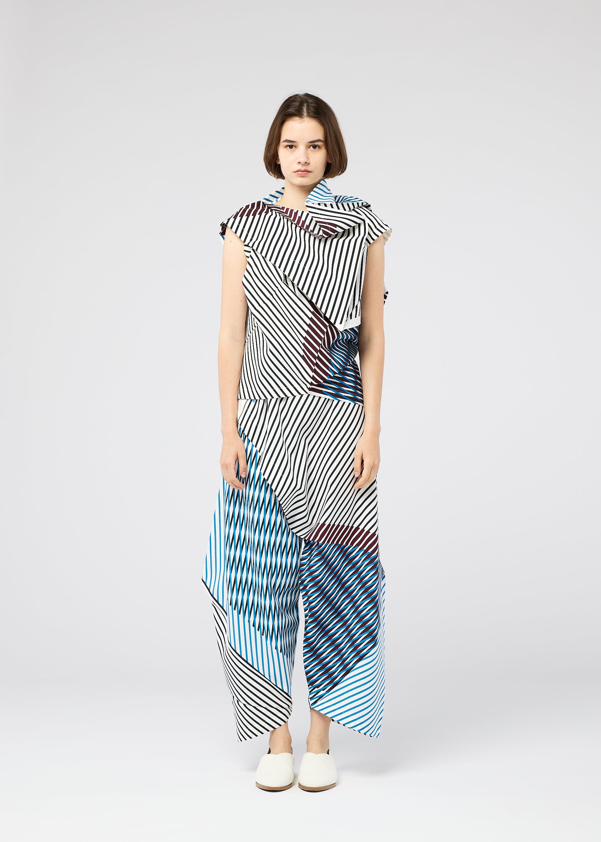 132 5. ISSEY MIYAKE – isseymiyake.com