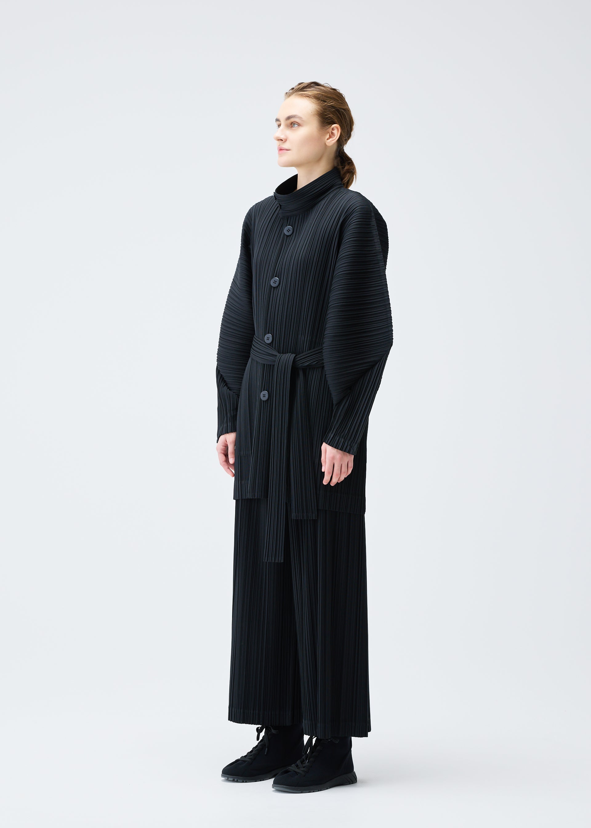 WOOL PLEATS – isseymiyake.com