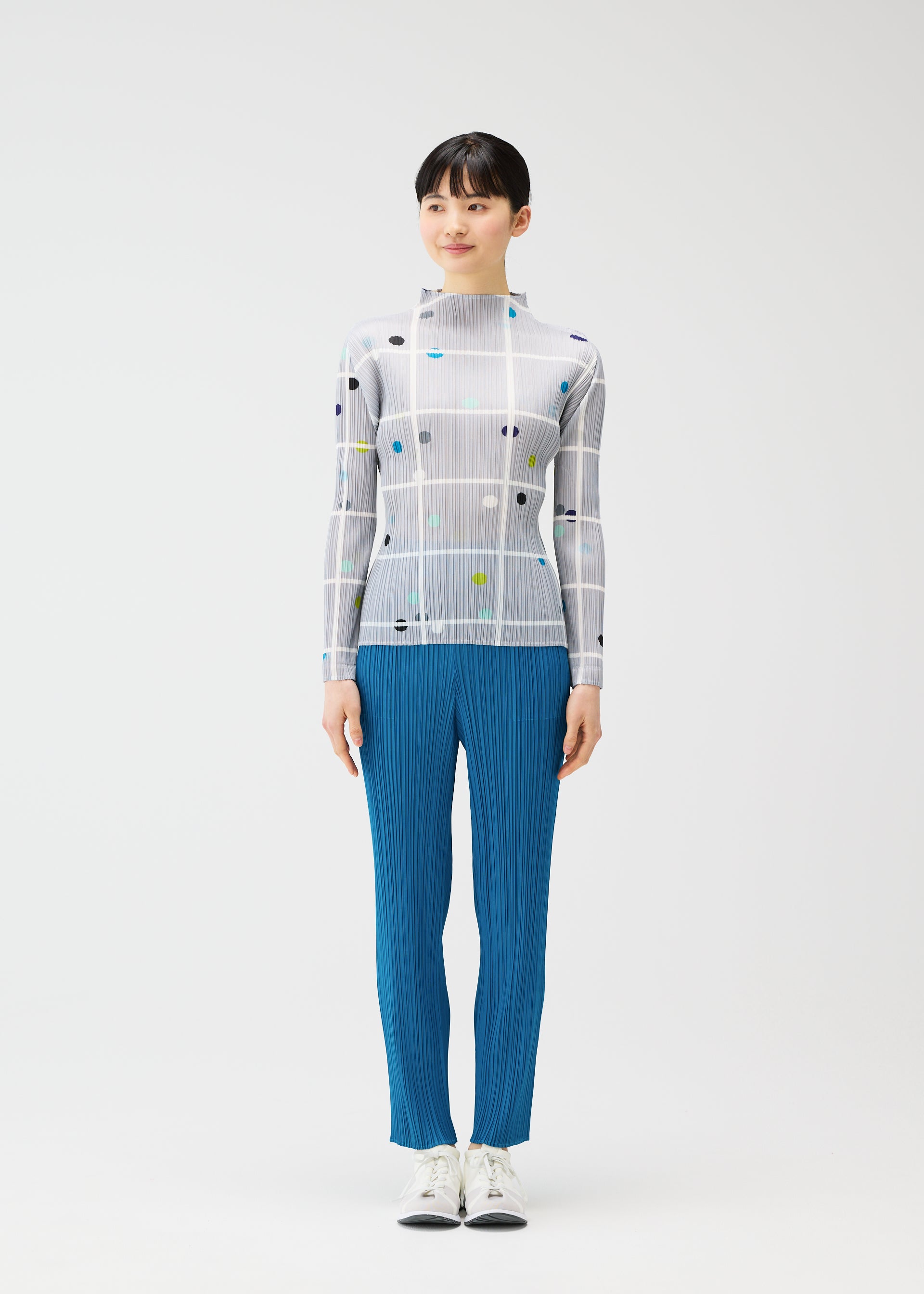 CROSSING DOTS – isseymiyake.com