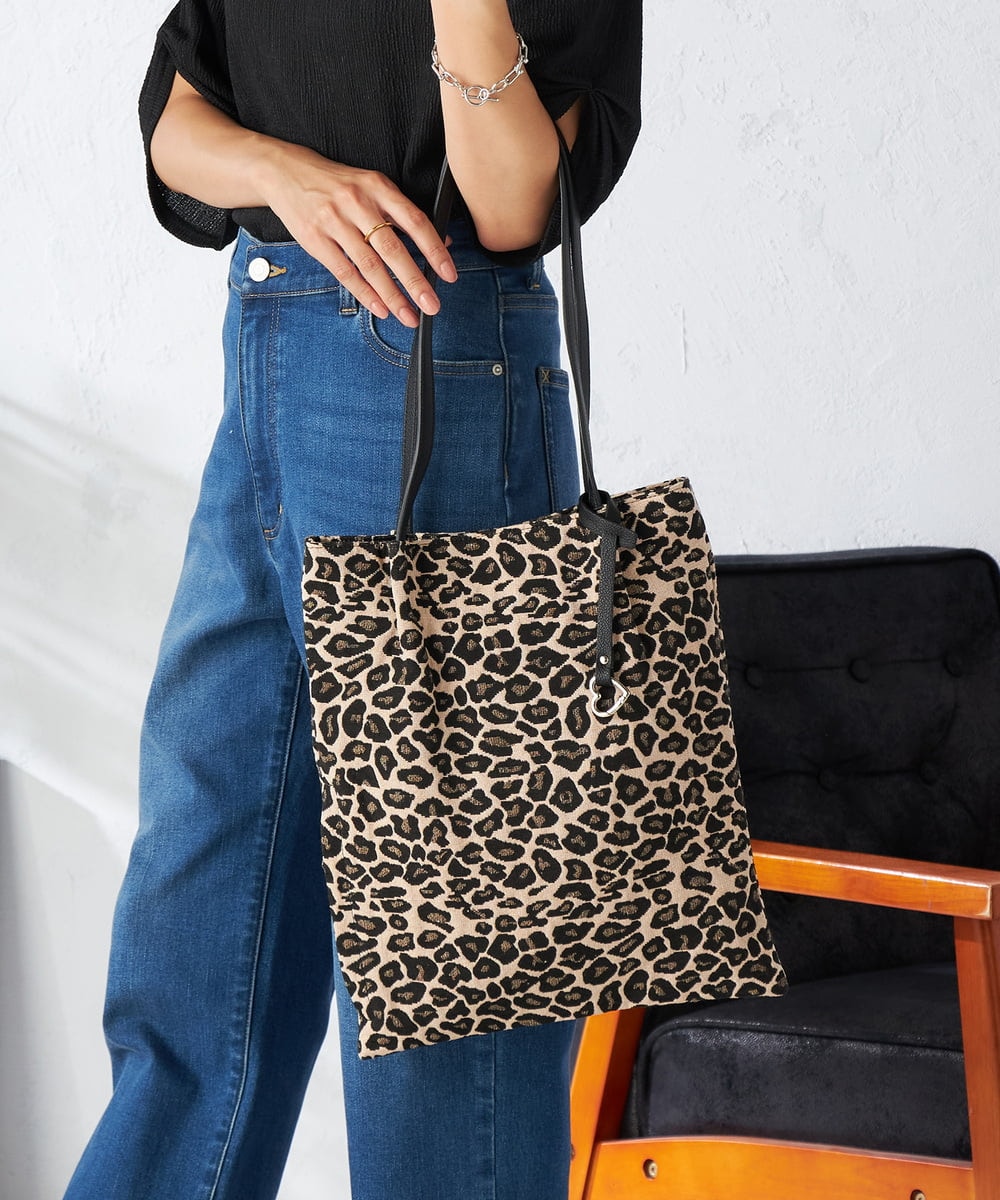 フラップアニマルA4トート(トートバッグ) | a.v.v(アー・ヴェ・ヴェ