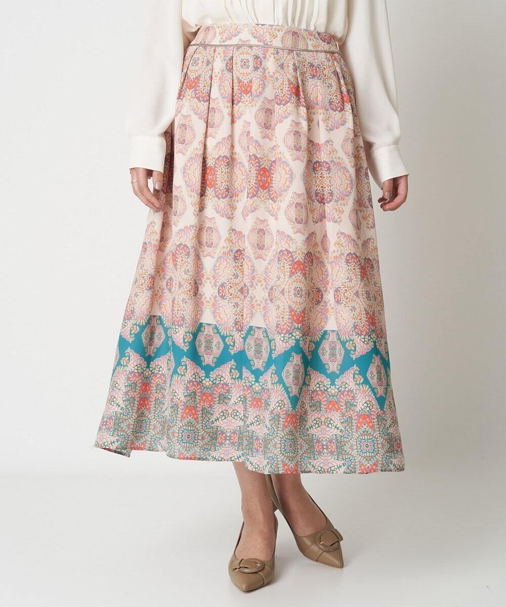 グラフィティカルプリントフレアースカート(ロング・マキシ丈スカート