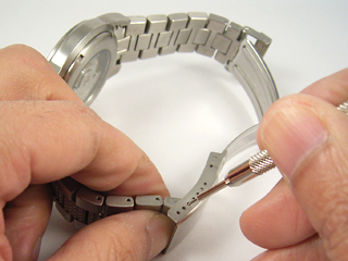 H695.425.100 ジャズマスタースケルトン/オープンハート40mm専用