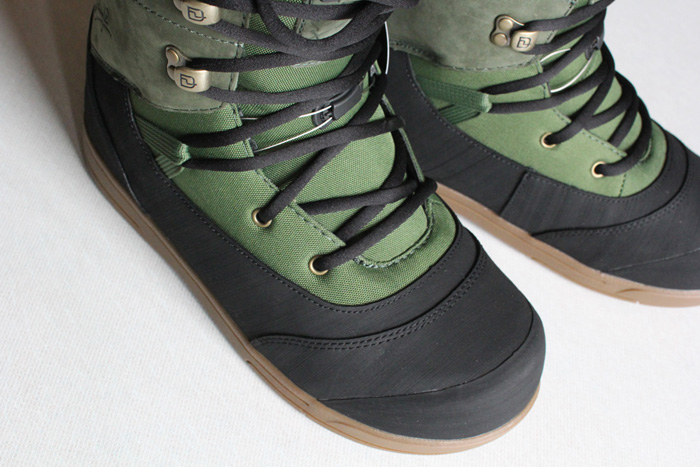 Deeluxe ( ディーラックス ) × AREth (アース) コラボスノーボード