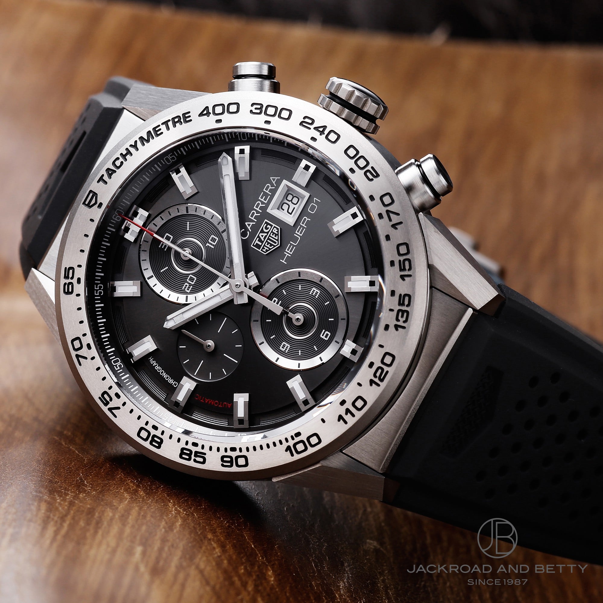 カレラ キャリバー ホイヤー01 クロノグラフ グレーファントム