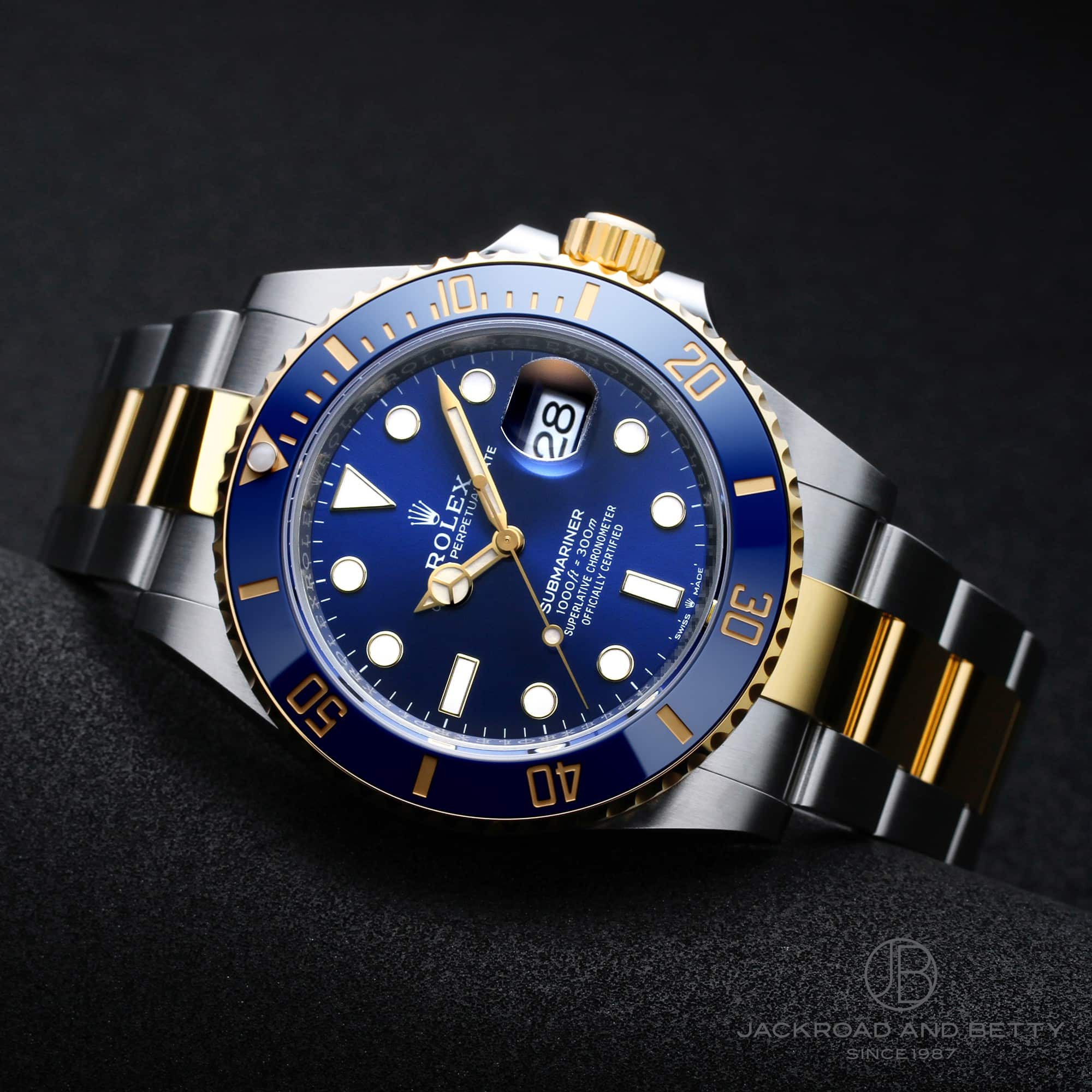 サブマリーナー デイト[126613LB] Submariner Date | ロレックス