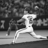 1996年の巨人戦で力投する盛田幸妃投手＝横浜：盛田幸妃さん 写真