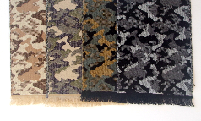 P.CORNILLON（コルニヨン）マフラー 迷彩柄 カモフラージュ メンズ