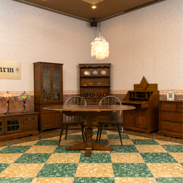 ネオクラシックをリーズナブルに楽しむ（2）英国クラシカルの伸長式