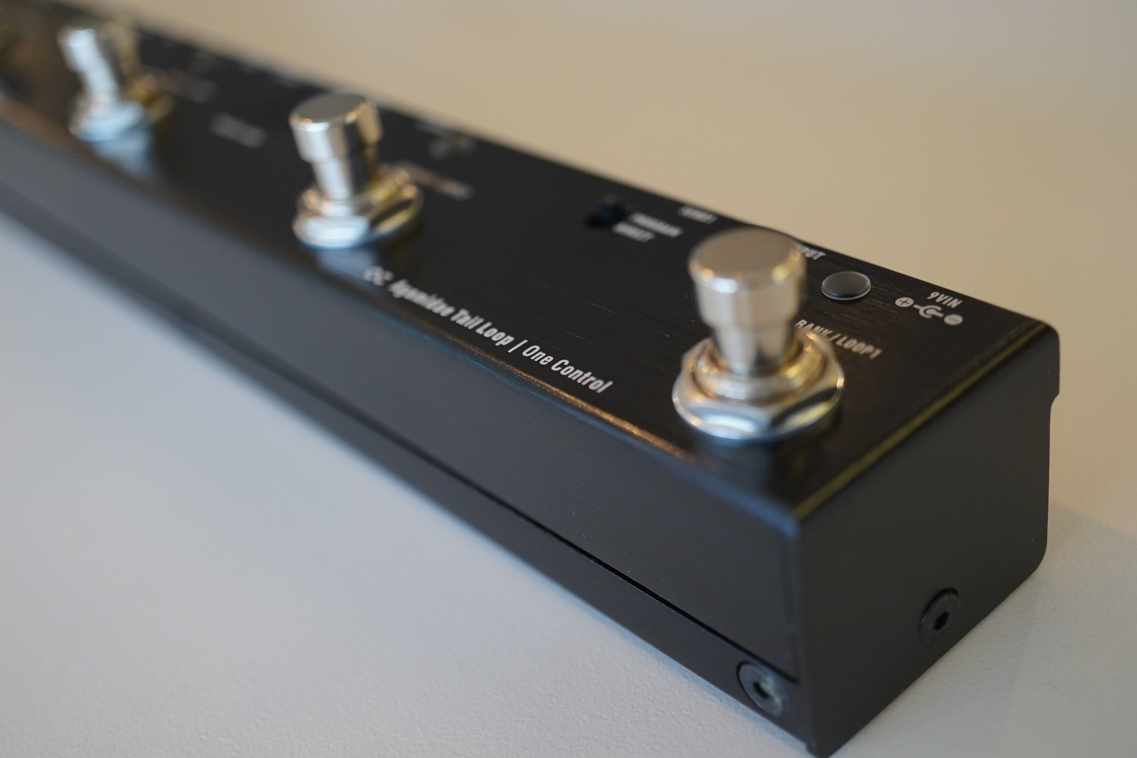 One Control Agamidae Tail Loop – OneControl