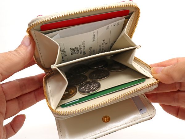 むかい鶴 二つ折りファスナーミニ財布（絢爛柄）［t］