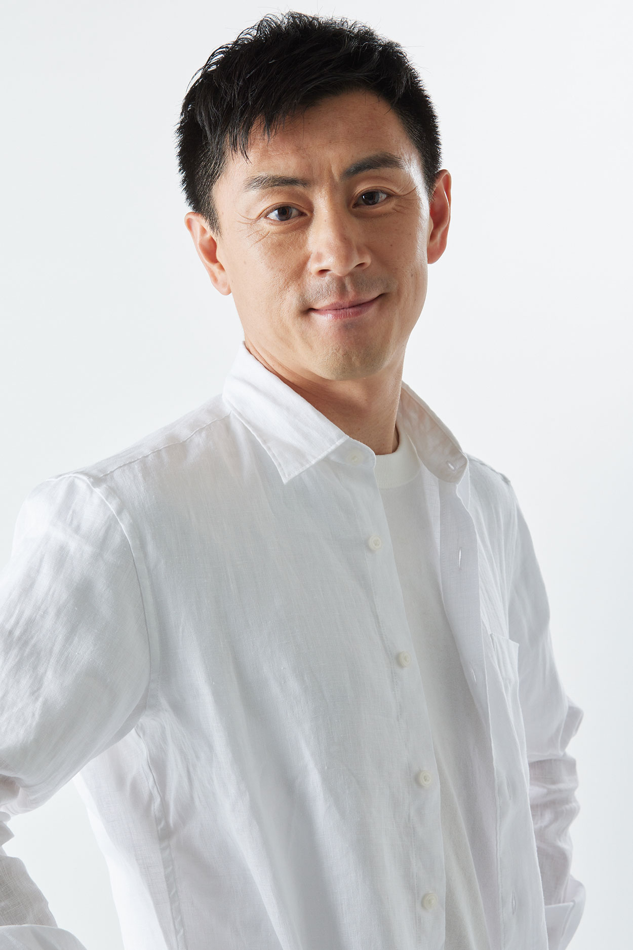 王 長傑 | オフィスノアール