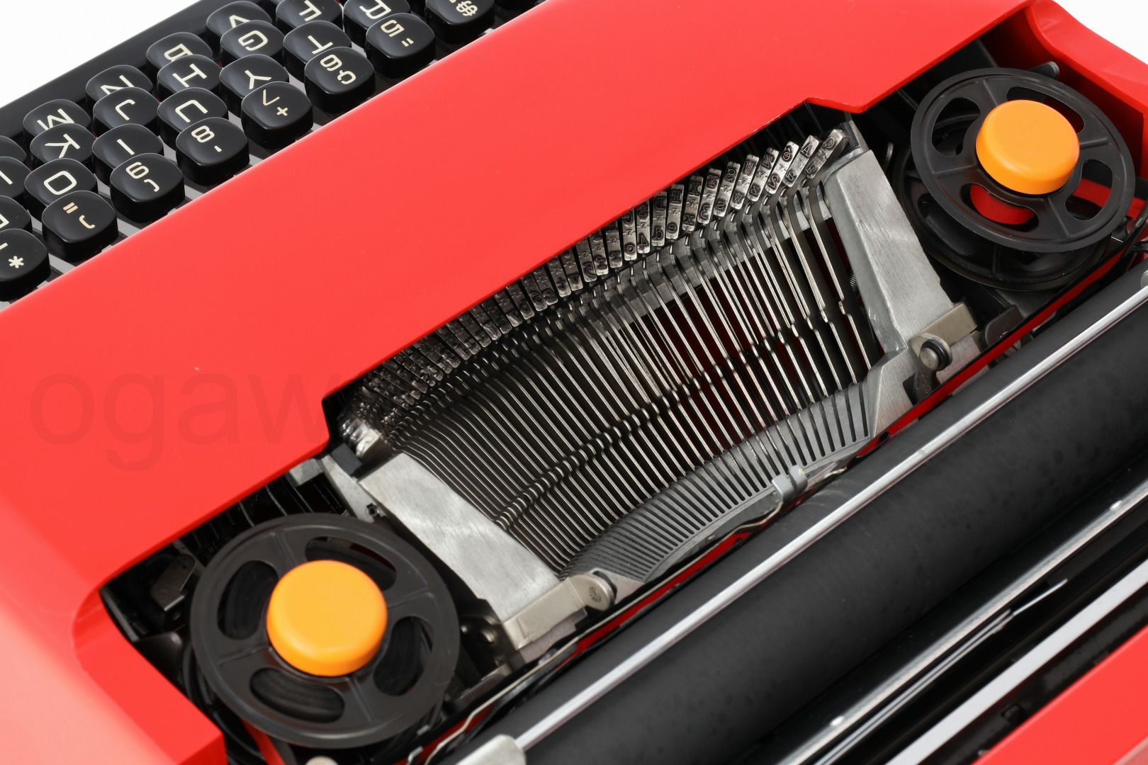 olivetti valentine 中古タイプライター｜タイプライター専門店の尾河商会