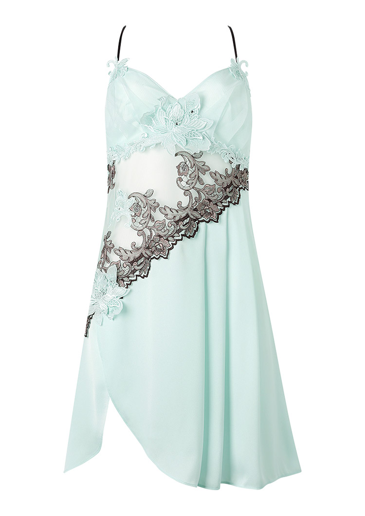 NTJ232｜ワコール サルート 32グループ 32G ランジェリードレス M/L/LL