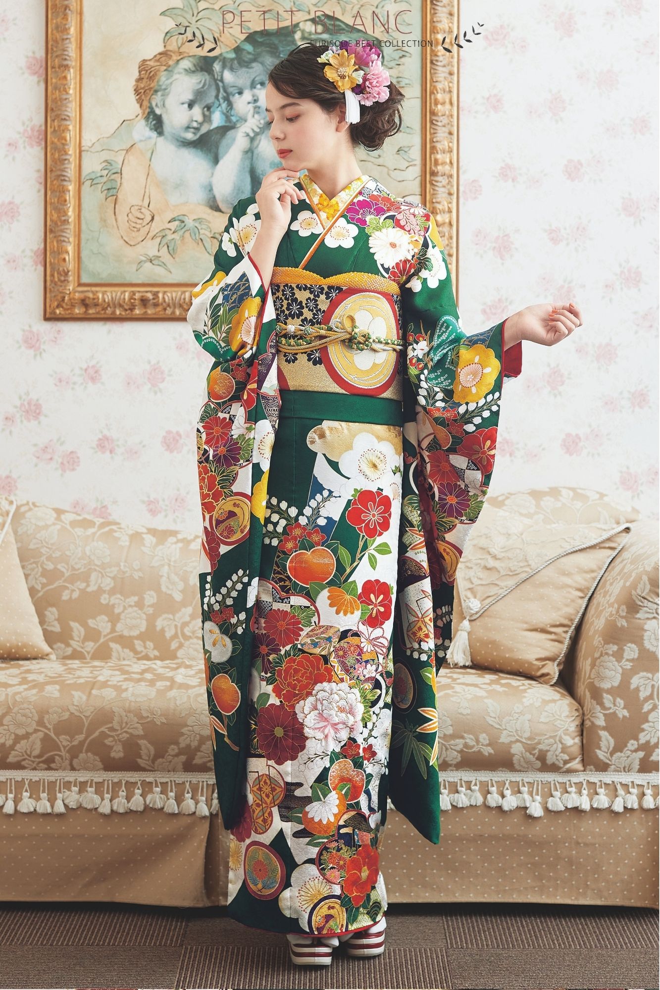 緑×梅柄のレトロかわいい古典柄振袖｜成人式を華やかに彩る向かい鶴文様