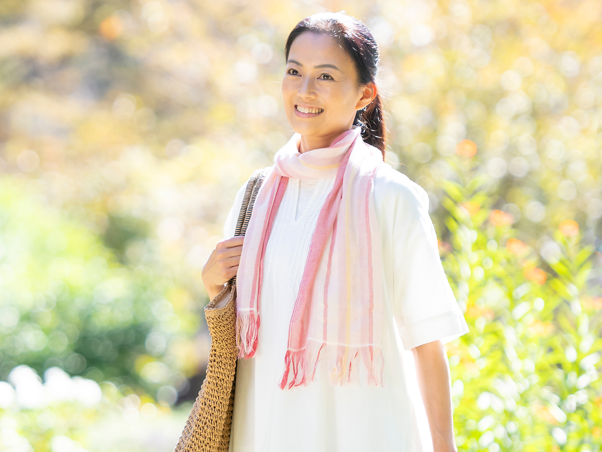 今治タオルブランド「さらりとかるい かさね縞マフラー」販売開始しま