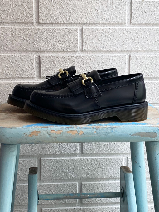 Dr. Martens ADRIAN SNAFFLE ローファー OTTI オッティ パリやイタリア